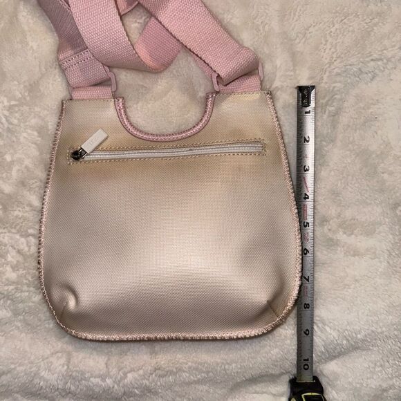 UGG  - Picture 9 of 14